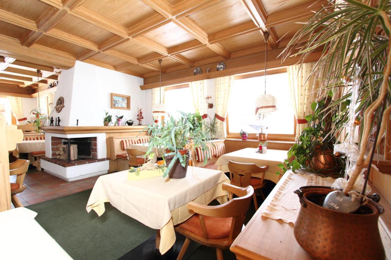 Pension Mittagskogel Sankt Leonhard im Pitztal Exterior foto